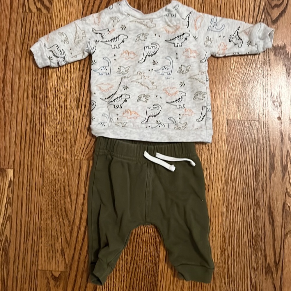 Starting Out 3m sweatshirt outfit